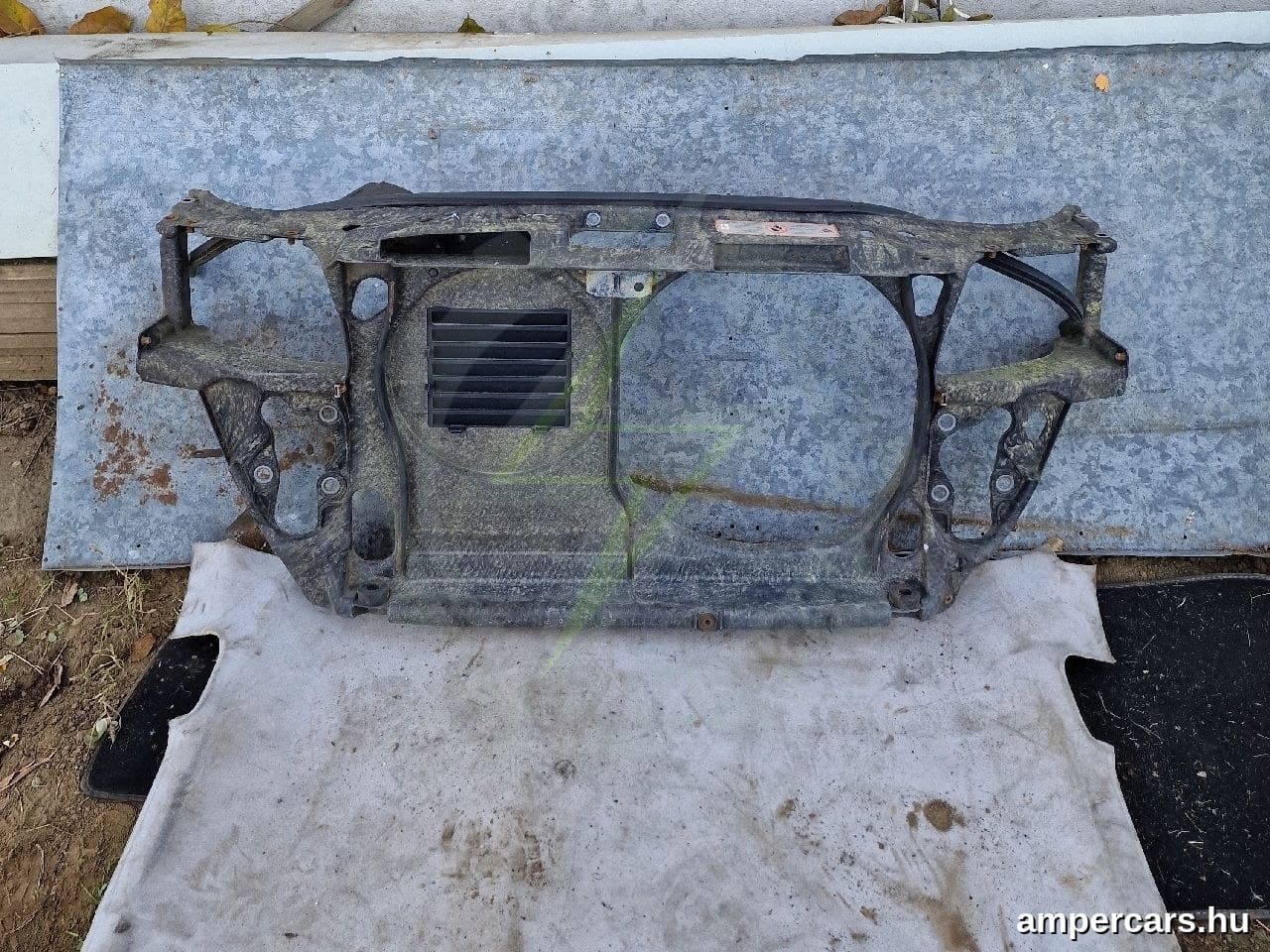 AUDI A4 (8D2, B5) - Homlokfal (Üres lemez)