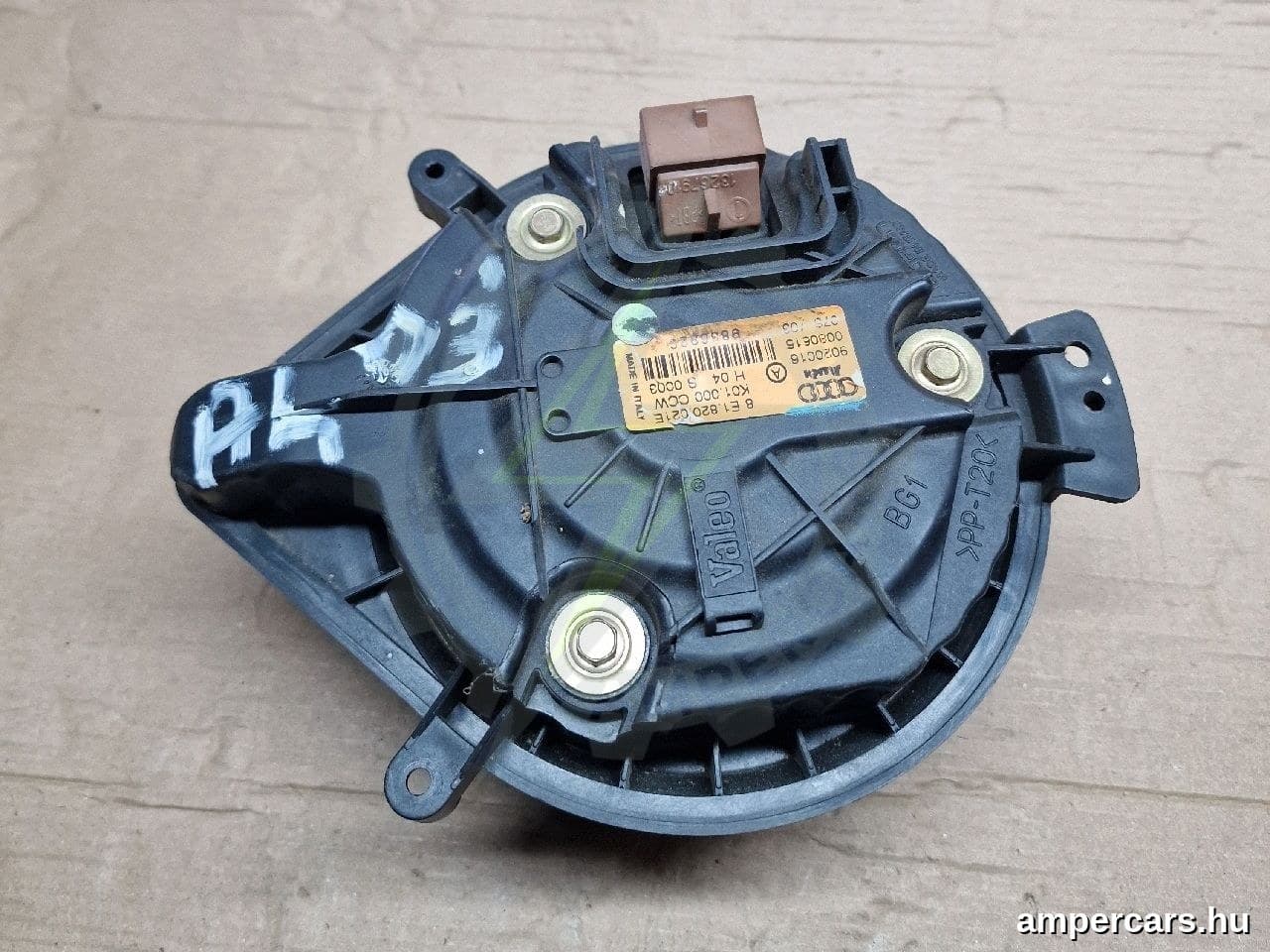 AUDI A4 (8E2, B6) - Fűtőmotor (Klímás)