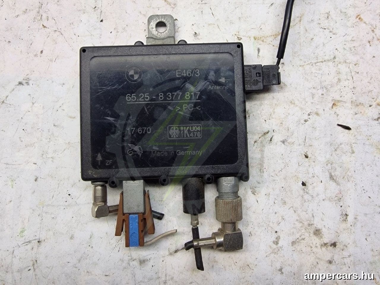 BMW 3 (E46) - Antenna Erősítő