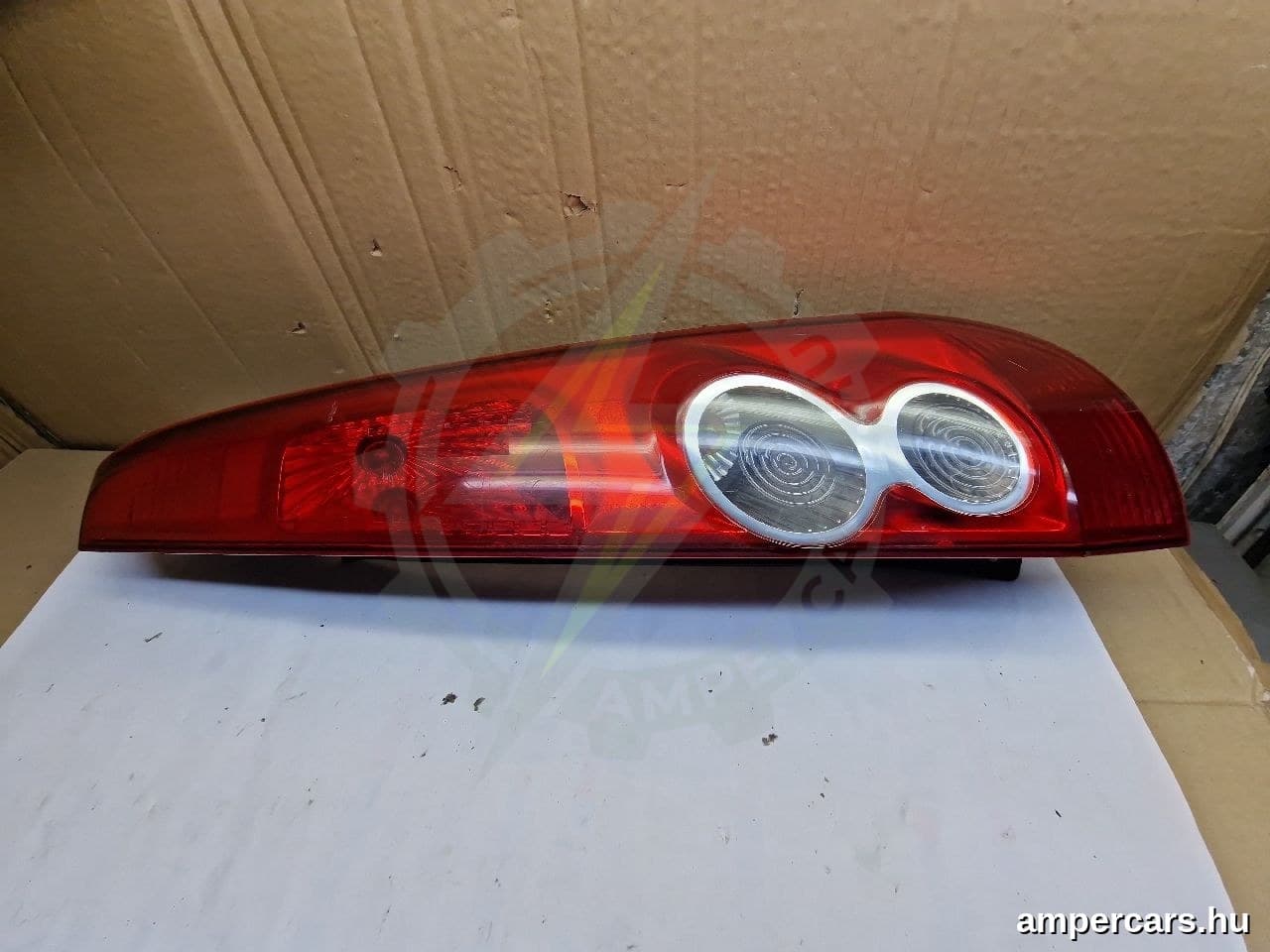 FORD FIESTA V (JH_, JD_) - Hátsó Lámpa