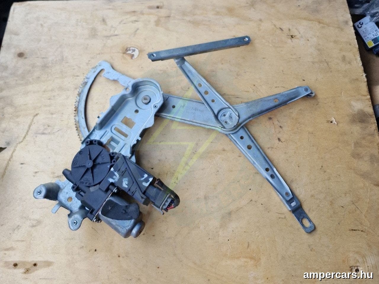 OPEL CORSA C (F08, F68) - Ablakemelő Szerkezet (Elektromos)