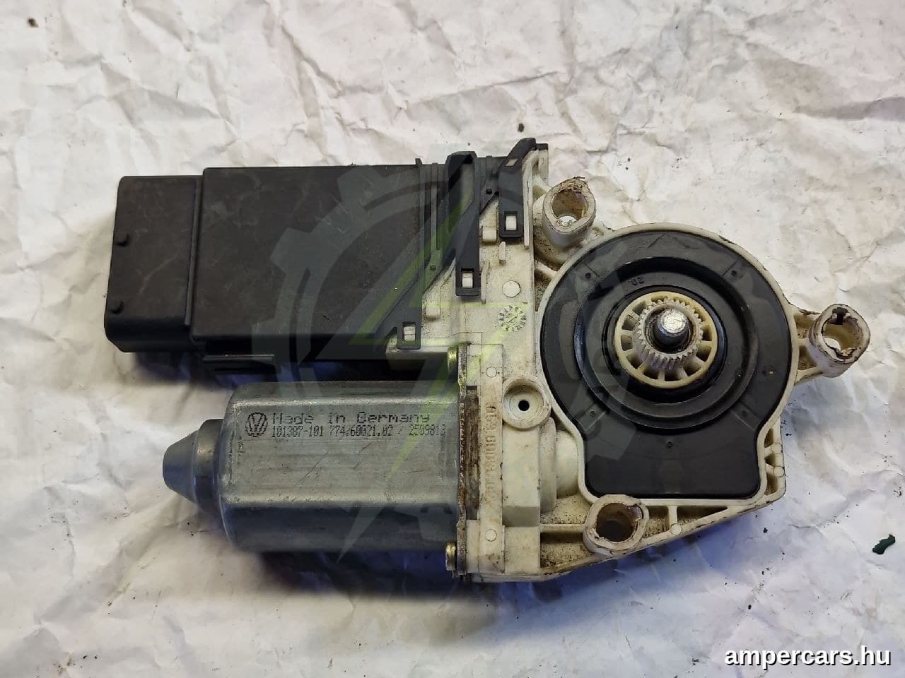 VW GOLF IV (1J1) - Ablakemelő Motor
