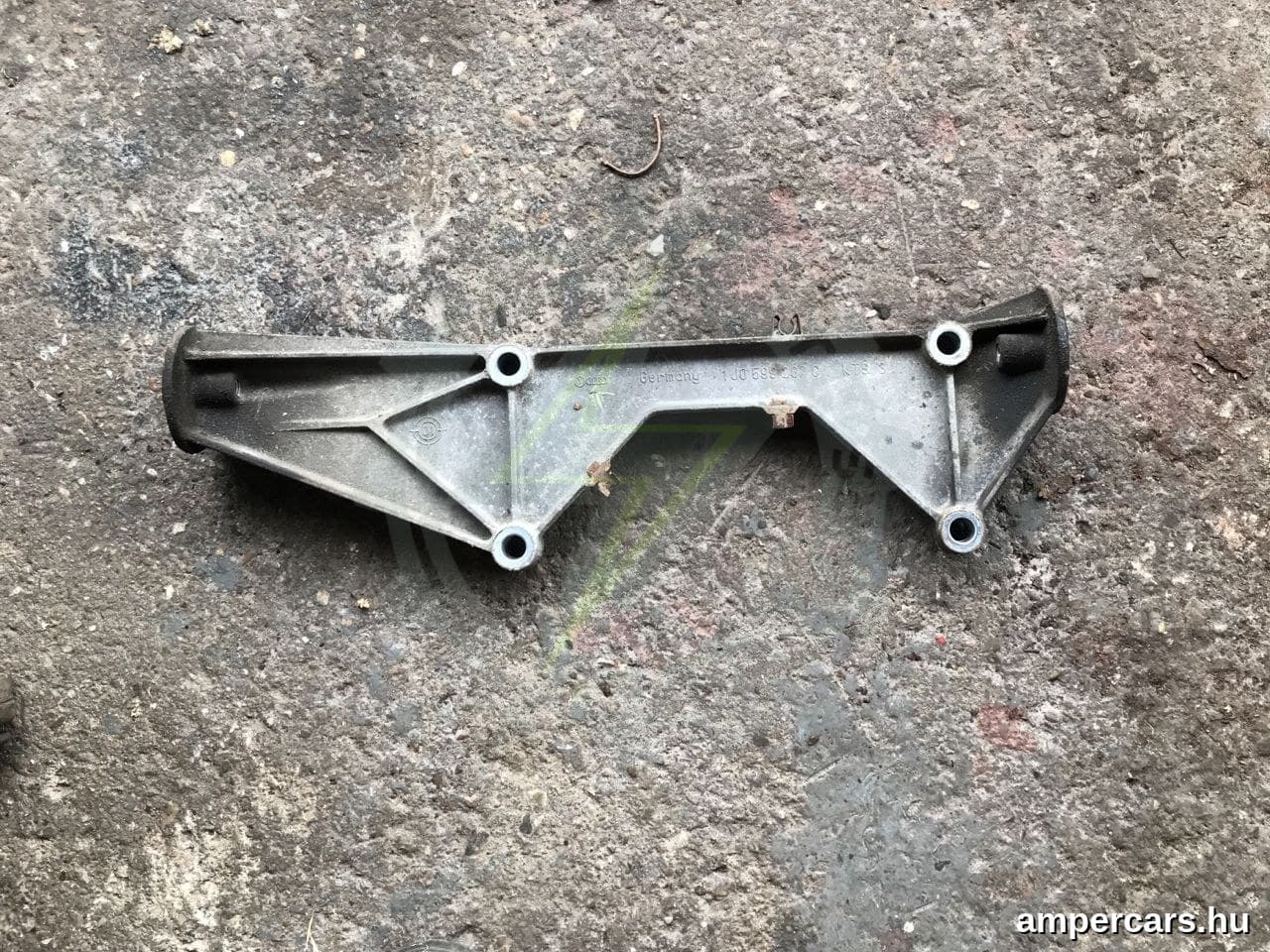 VW GOLF IV (1J1) - Differenciálmű Tartó Bak
