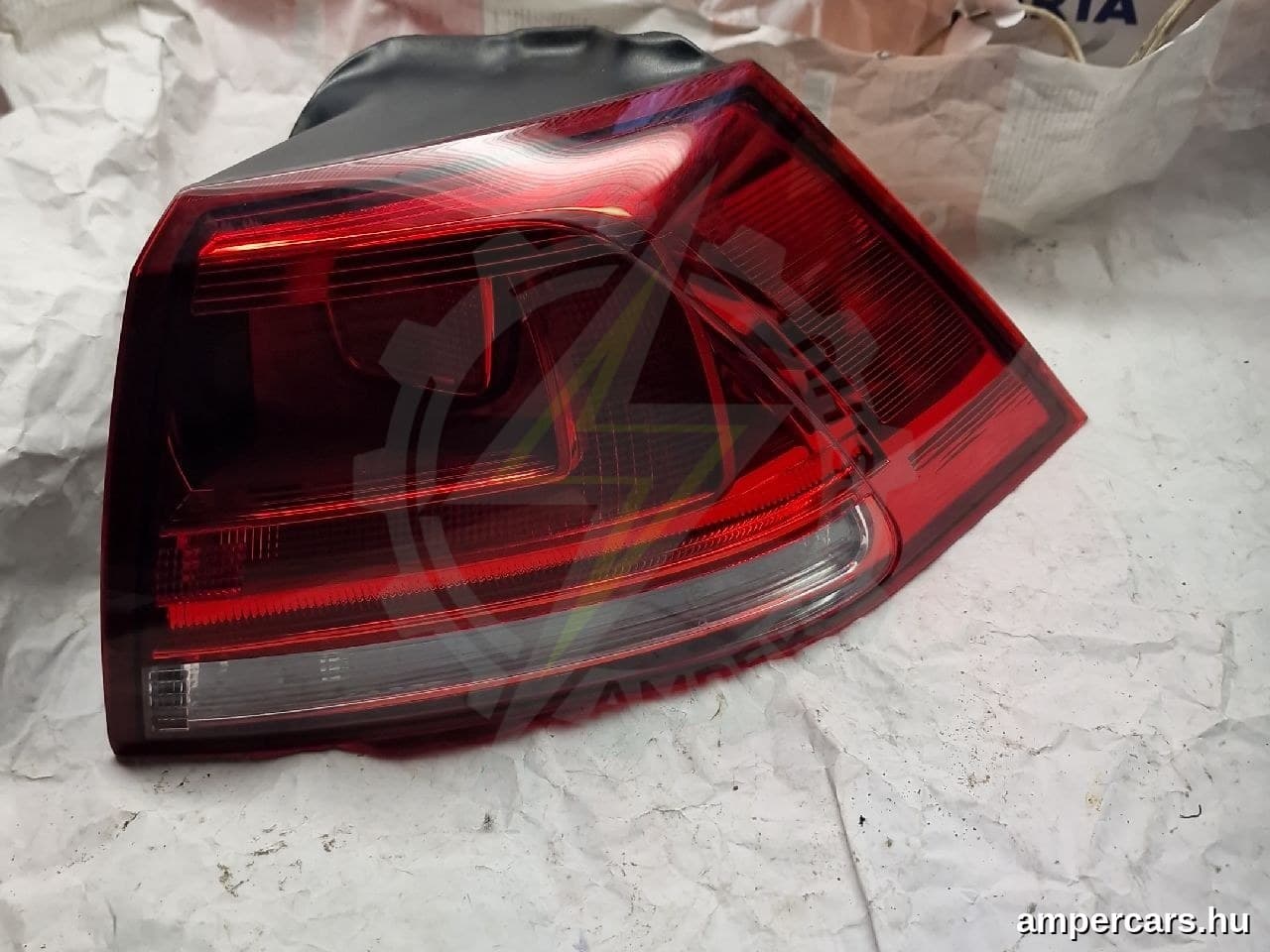 VW GOLF VII (5G1) - Hátsó Lámpa