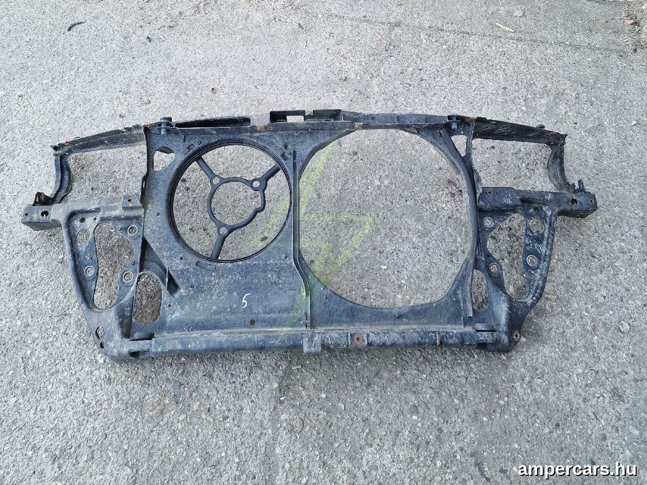 VW PASSAT Variant (3B5) - Homlokfal (Üres lemez)