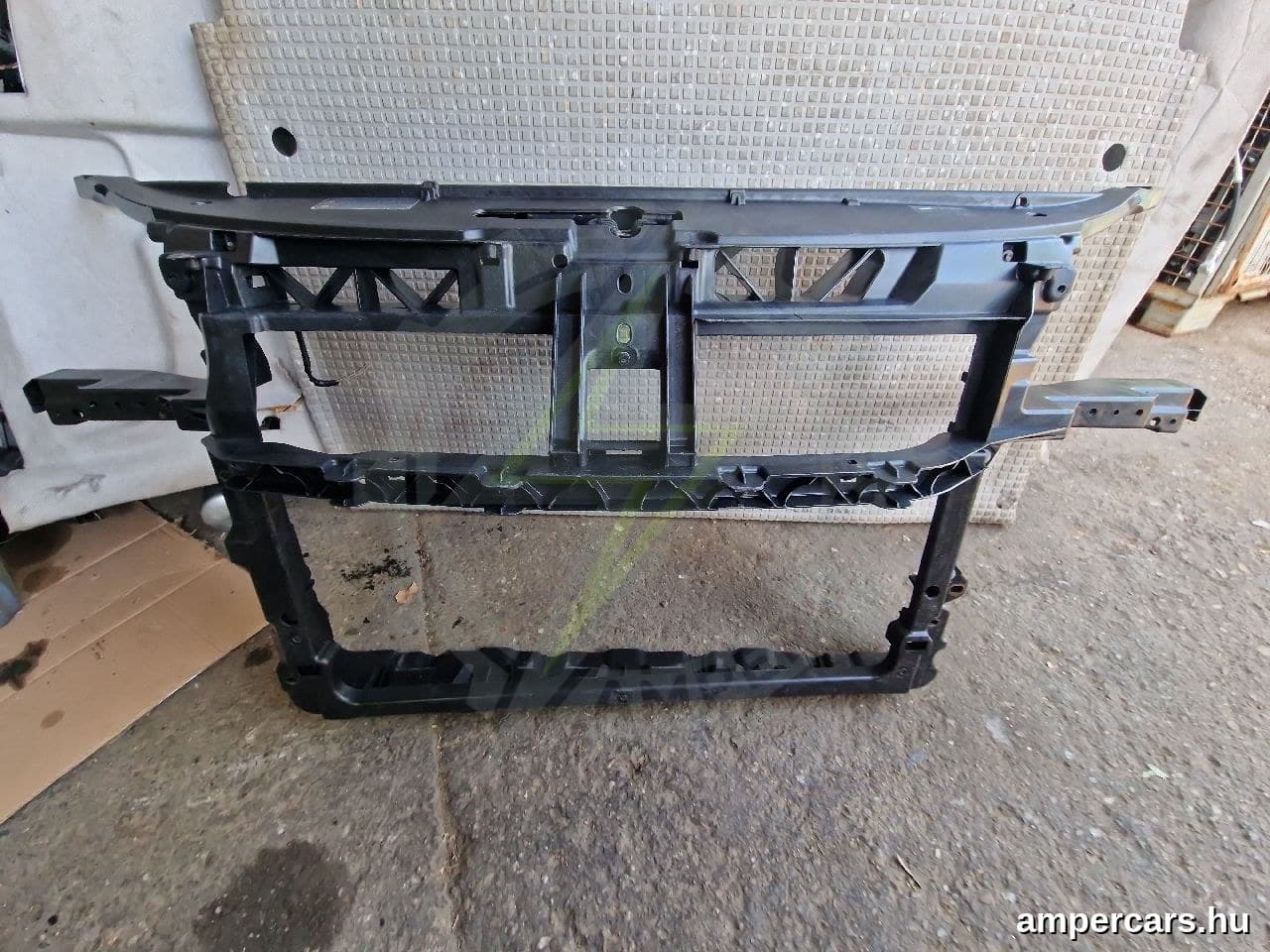 VW POLO (9N_) - Homlokfal (Üres lemez)