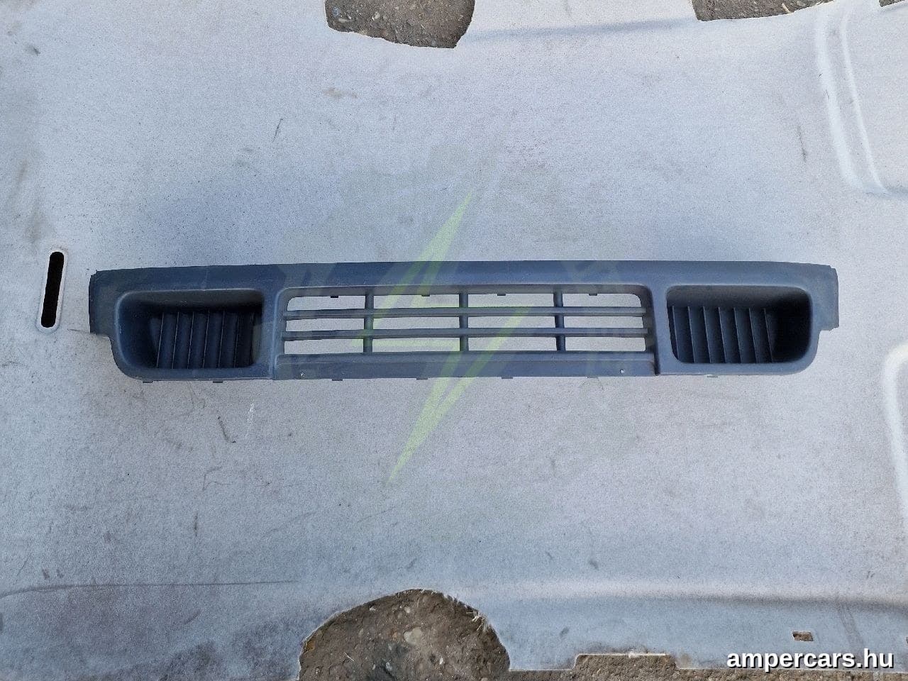 VW TRANSPORTER V Dobozos (7HA, 7HH, 7EA, 7EH) - Lökhárító Alsó Díszrács